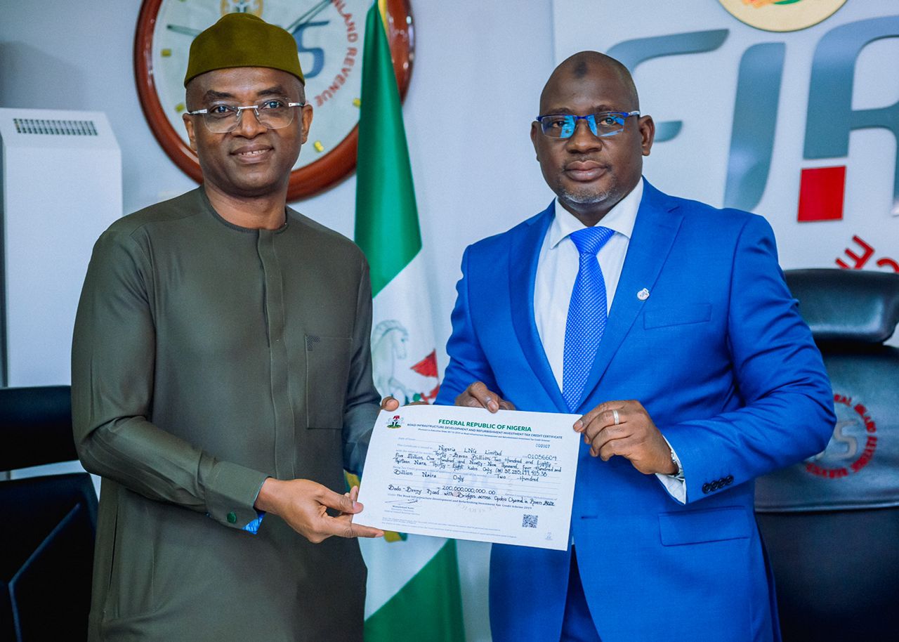 NLNG receives Road Infrastructure Tax Credit Certificate for Bonny – Bodo Road from FIRS